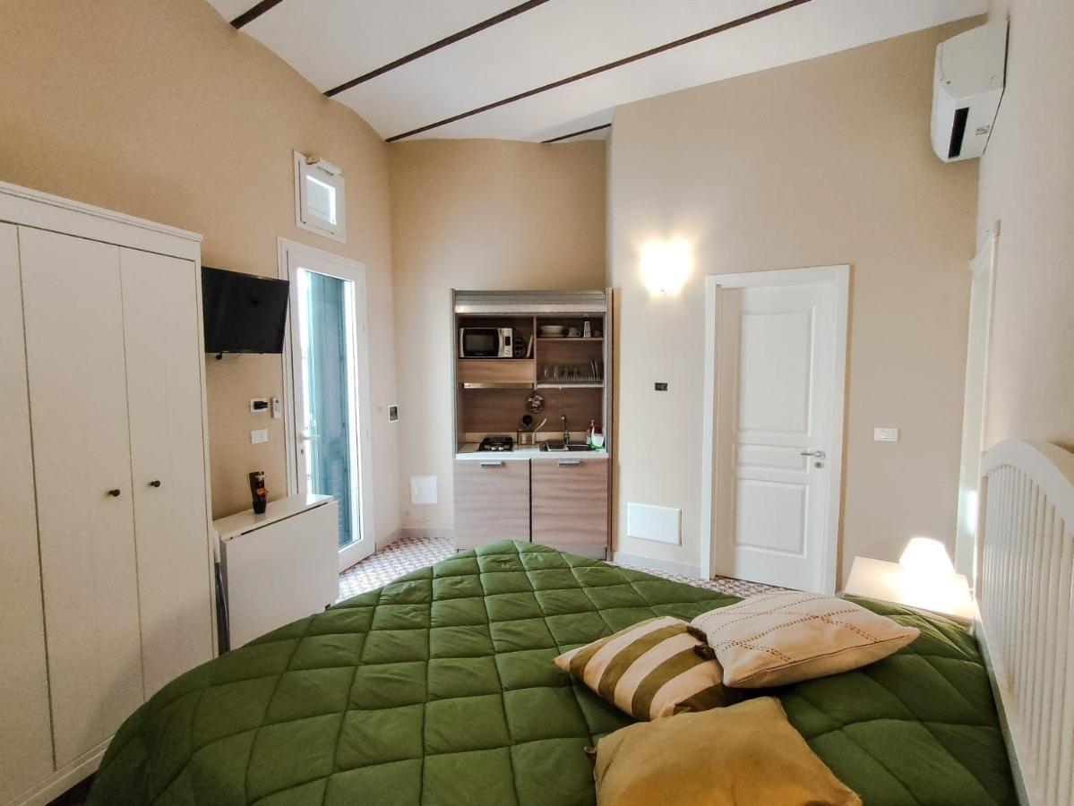 La Capasa di CasAda Apartment Spongano Bagian luar foto